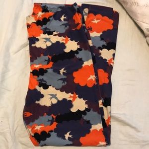 Lularoe TC bird leggings